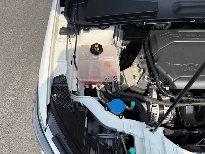 Ford Escort 2021 2021款 1.5L 自动黄金版