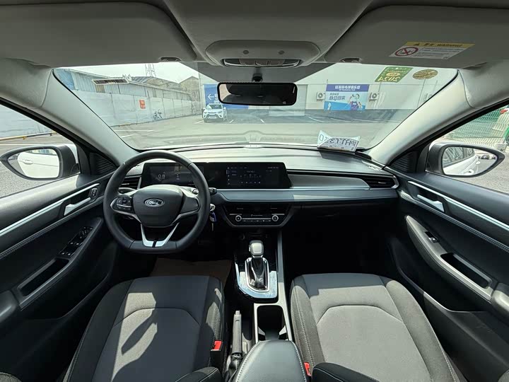 Ford Escort 2021 2021款 1.5L 自动黄金版