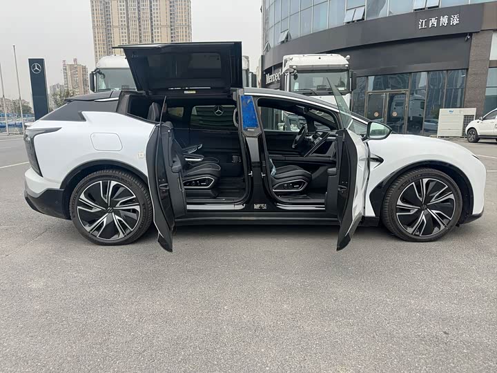 HiPhi X 2022 2022款 智远版6座 长续航版