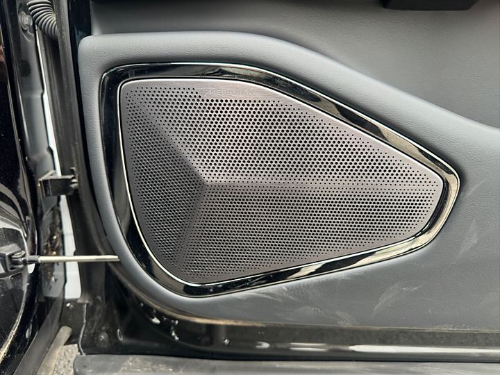 HiPhi X 2022 2022款 智远版6座 长续航版