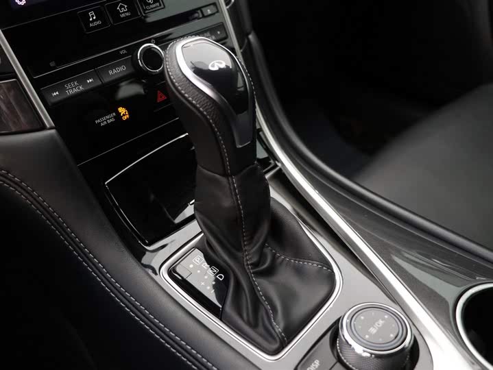 Infiniti Q50L 2022 2022款 2.0T 舒适版