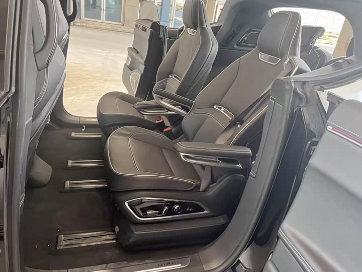 HiPhi X 2022 2022款 智远版6座 长续航版