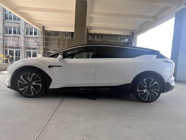 HiPhi X 2022 2022款 智远版6座 长续航版