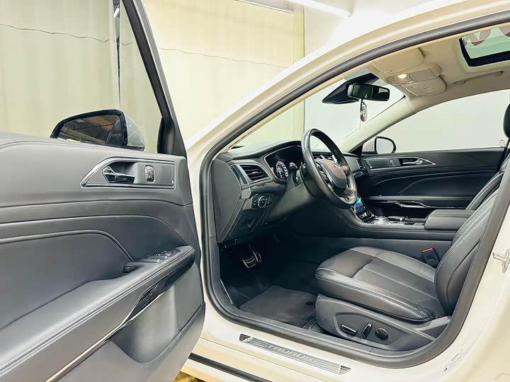 Ford Taurus 2019 2019款 EcoBoost 245 尊享版