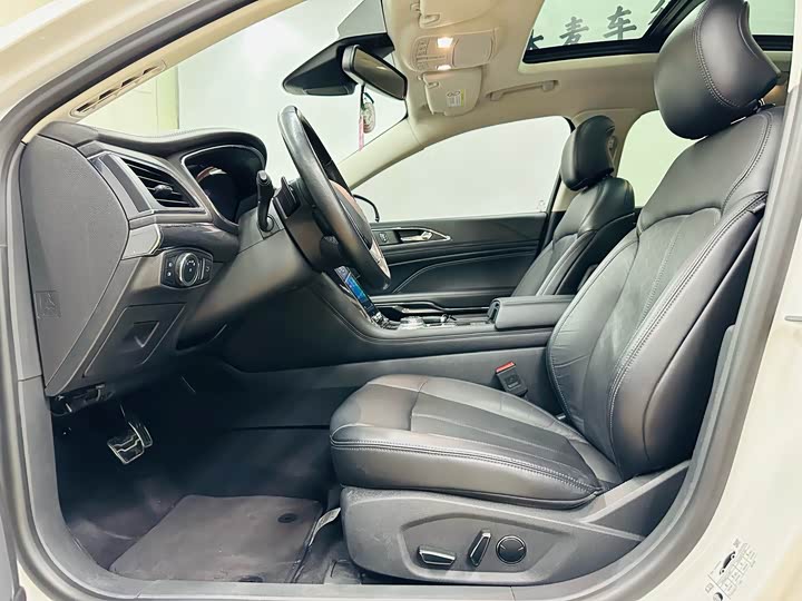 Ford Taurus 2019 2019款 EcoBoost 245 尊享版