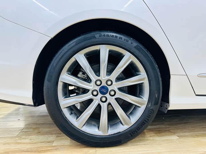 Ford Taurus 2019 2019款 EcoBoost 245 尊享版