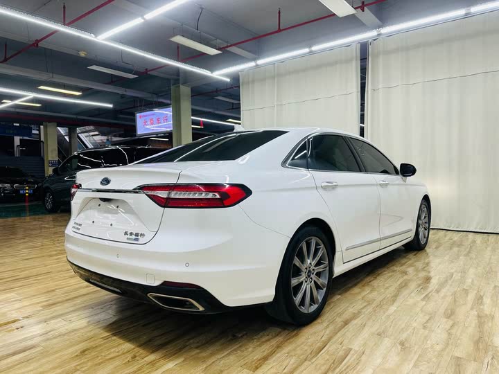 Ford Taurus 2019 2019款 EcoBoost 245 尊享版