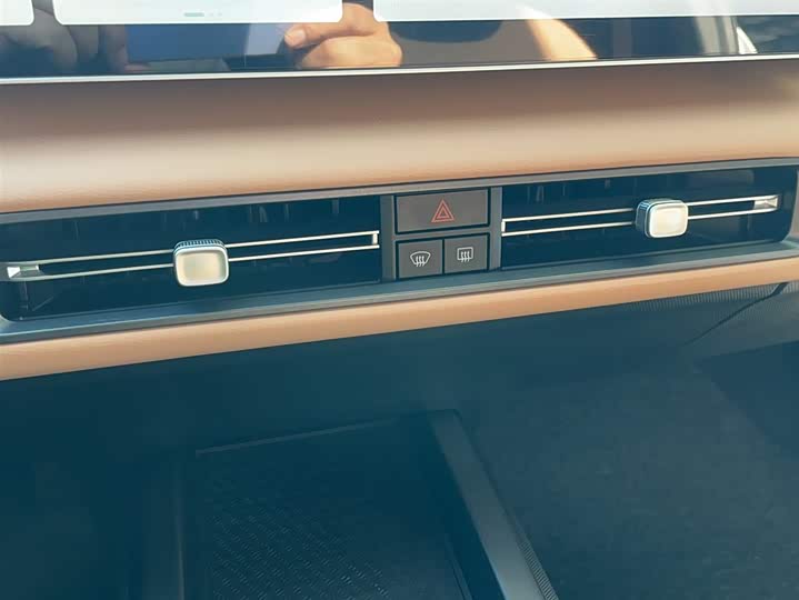 Geely Icon 2023 2023款 1.5TD 巧克力醇臻版