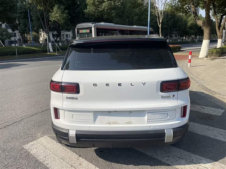 Geely Icon 2023 2023款 1.5TD 巧克力醇臻版