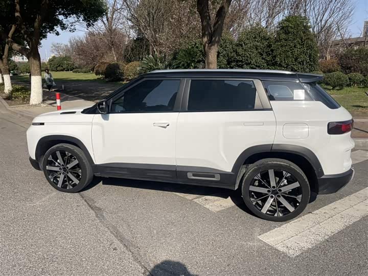 Geely Icon 2023 2023款 1.5TD 巧克力醇臻版