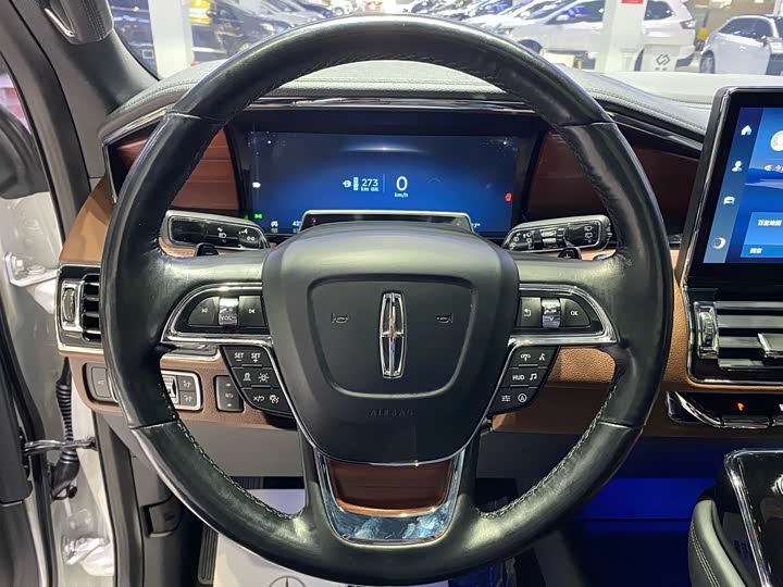 Lincoln Navigator 2022 2022款 3.5T 尊耀版