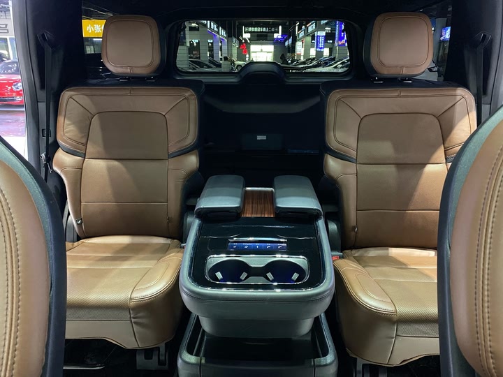 Lincoln Navigator 2022 2022款 3.5T 尊耀版