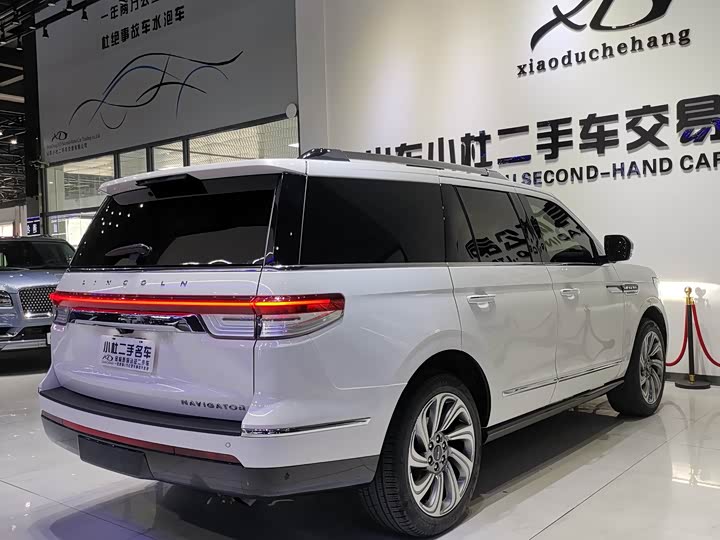 Lincoln Navigator 2022 2022款 3.5T 尊耀版