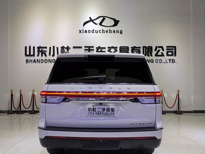 Lincoln Navigator 2022 2022款 3.5T 尊耀版