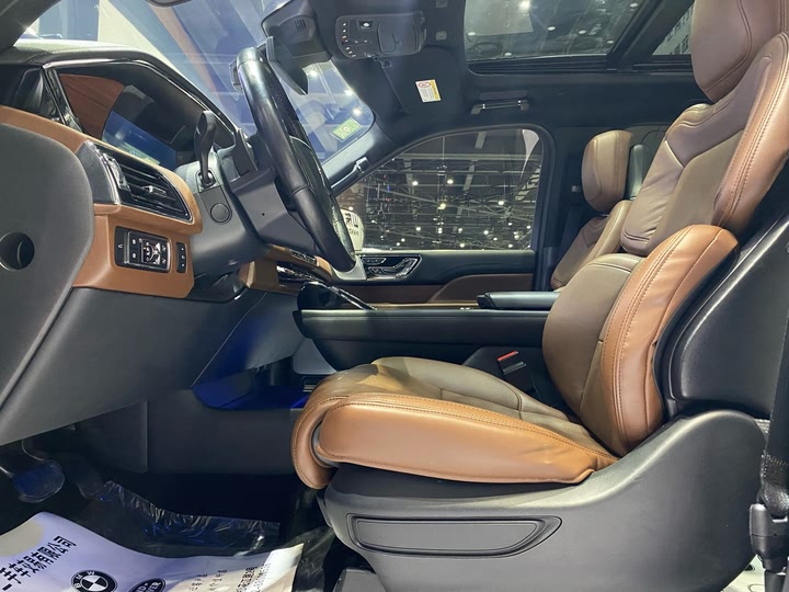 Lincoln Navigator 2022 2022款 3.5T 尊耀版