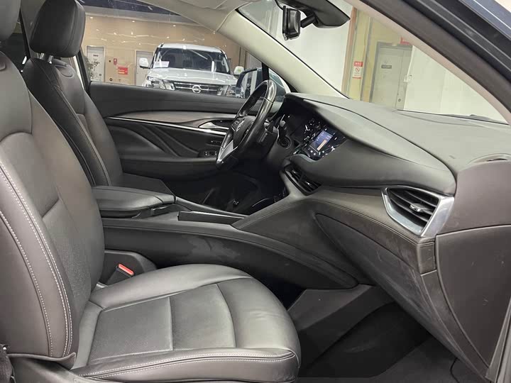 Buick Enclave 2022 2022款 652T 四驱尊贵型 7座