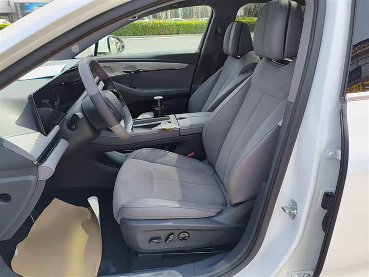 Voyah Passion 2024 2024款 PHEV 四驱超长续航行政版