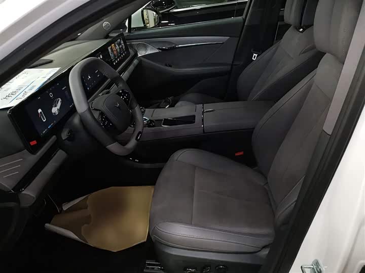 Voyah Passion 2024 2024款 PHEV 四驱超长续航行政版