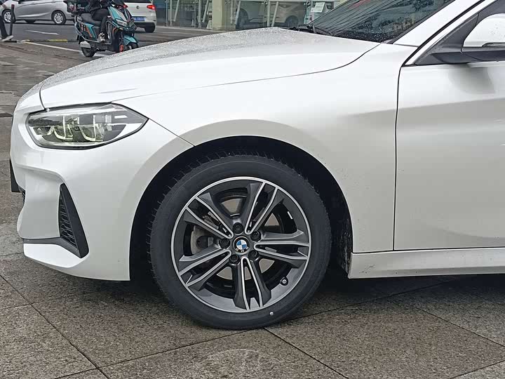 BMW 1 Series 2023 2023款 120i M运动版