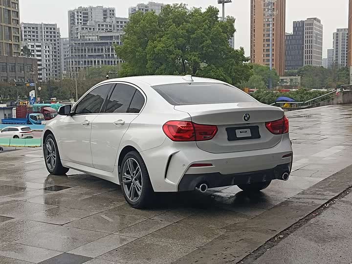 BMW 1 Series 2023 2023款 120i M运动版