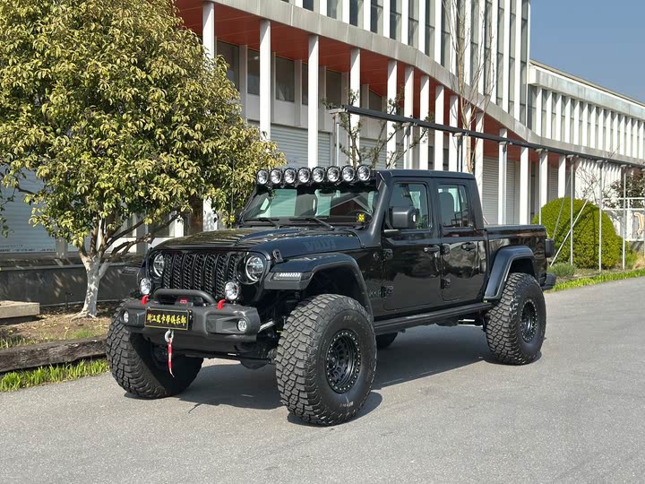 Jeep Gladiator 2022 2022款 3.6L 先行版