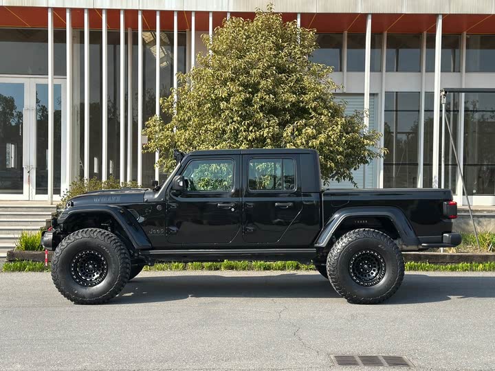 Jeep Gladiator 2022 2022款 3.6L 先行版
