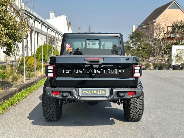 Jeep Gladiator 2022 2022款 3.6L 先行版
