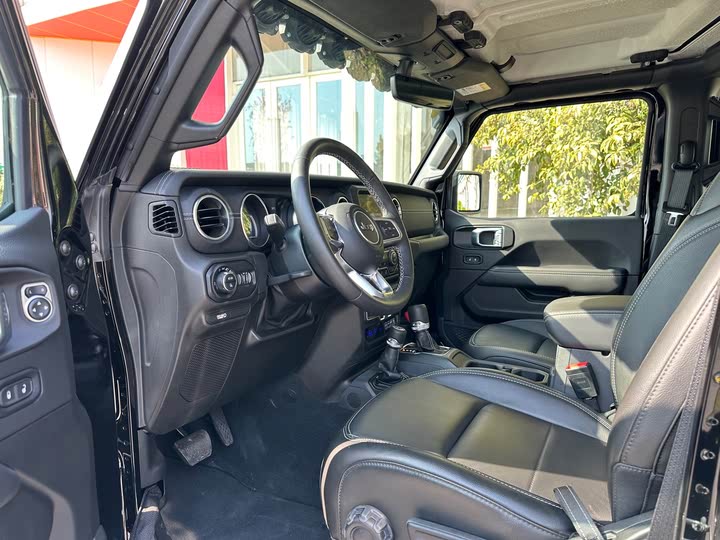 Jeep Gladiator 2022 2022款 3.6L 先行版