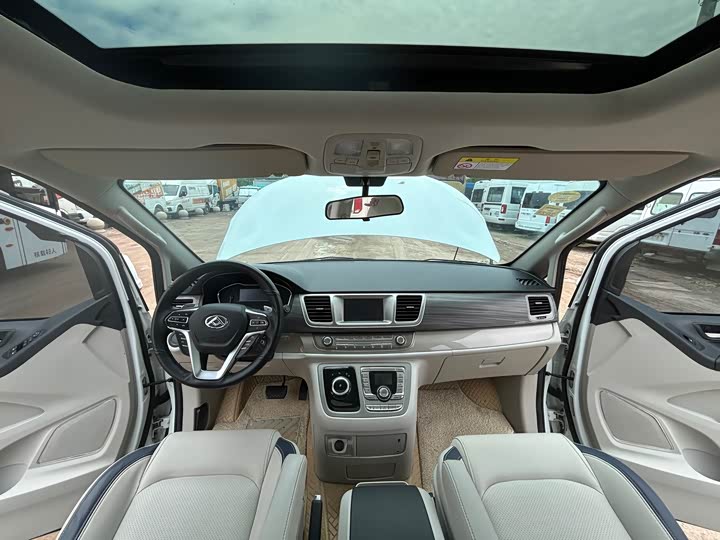 Maxus G10 2021 2021款 2.0T 自动智享版 汽油 7座