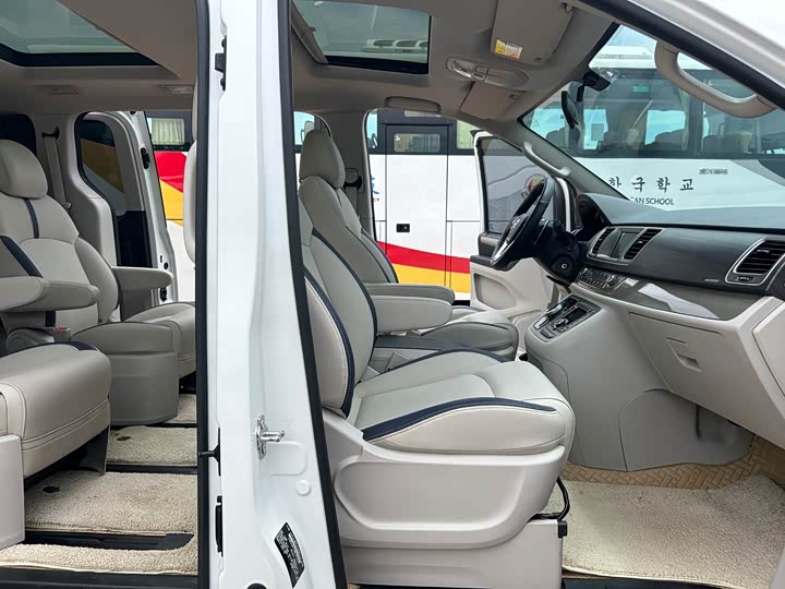 Maxus G10 2021 2021款 2.0T 自动智享版 汽油 7座