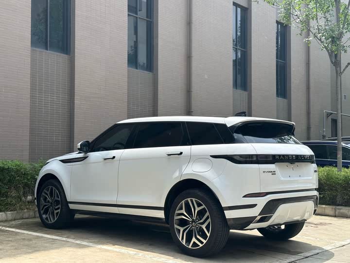 Land Rover Range Rover Evoque L Hybrid 2022 2022款 极光L P300e 插电式电动混合版