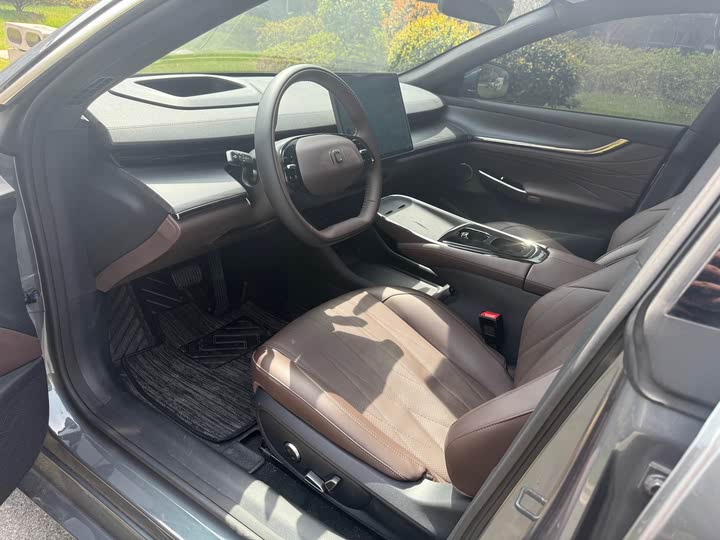 Changan Qiyuan (Nevo) A07 2025 2025款 蓝鲸纯电版 710旗舰型