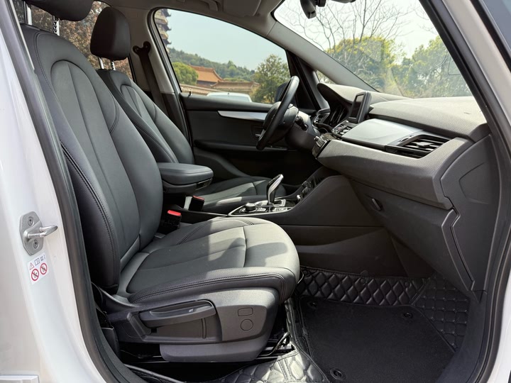 BMW 2 Series Gran Tourer 2019 2019款 220i 领先型