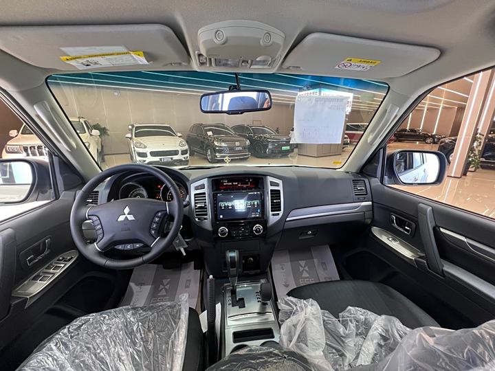 Mitsubishi Pajero 2020 2020款 3.0L 自动标准版