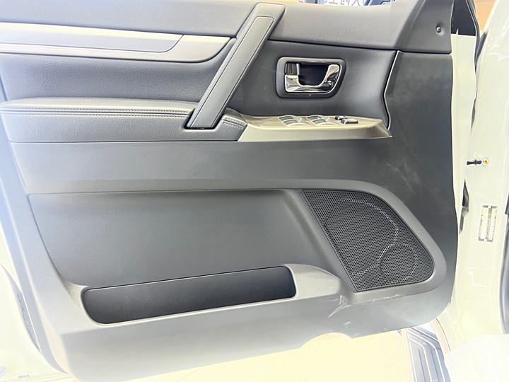 Mitsubishi Pajero 2020 2020款 3.0L 自动标准版