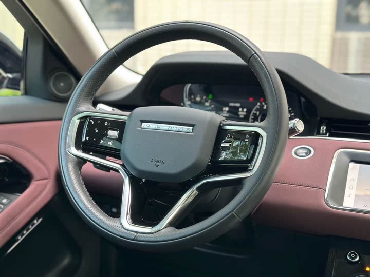 Land Rover Range Rover Evoque L Hybrid 2022 2022款 极光L P300e 插电式电动混合版