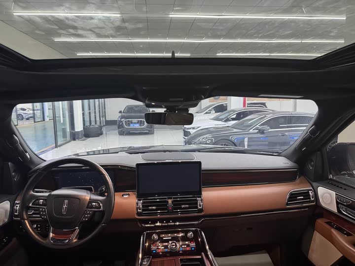 Lincoln Navigator 2022 2022款 3.5T 尊耀版