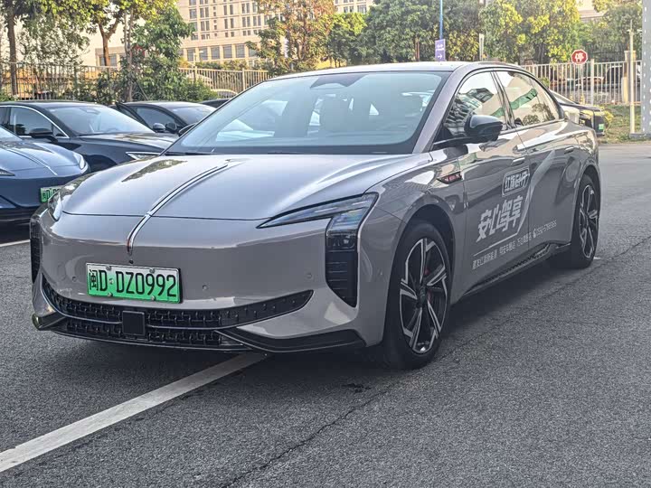 Hongqi EH7 2024 2024款 760 Pro+ 四驱版