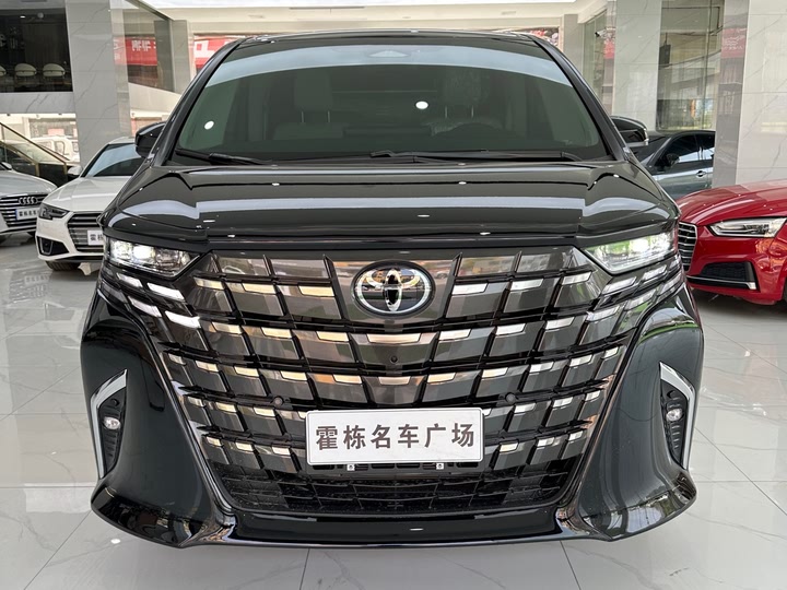 2025 Toyota Alphard