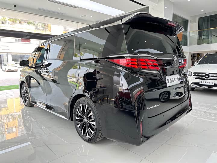 Toyota Alphard 2025 2025款 双擎 2.5L 臻享黄金版