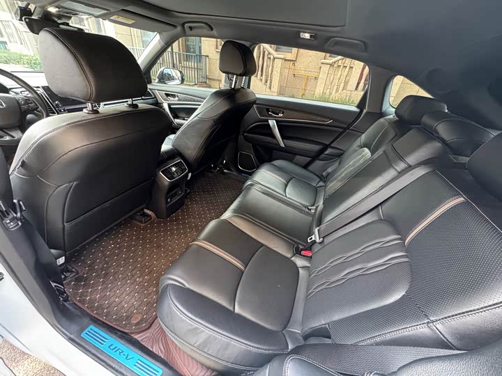 Honda UR-V 2023 2023款 370TURBO 四驱尊享版