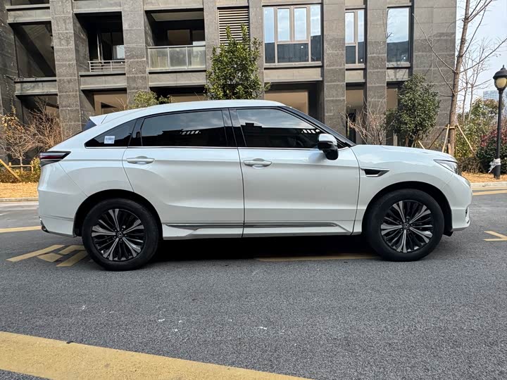 Honda UR-V 2023 2023款 370TURBO 四驱尊享版