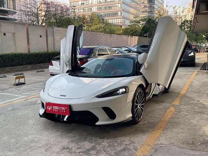 McLaren GT 2023 2023款 4.0T 标准型