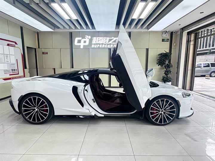 McLaren GT 2023 2023款 4.0T 标准型