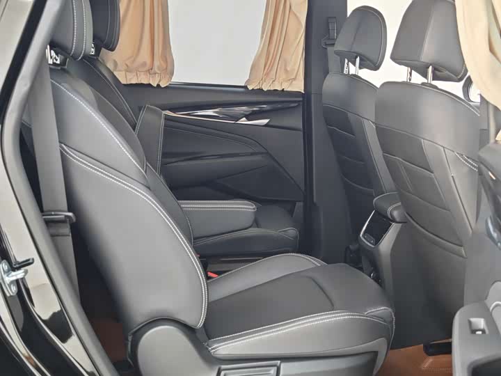 Maxus Mifa 5 2022 2022款 1.3T PLUG IN 乐享版 七座