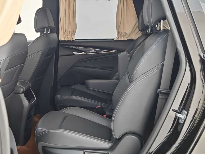 Maxus Mifa 5 2022 2022款 1.3T PLUG IN 乐享版 七座