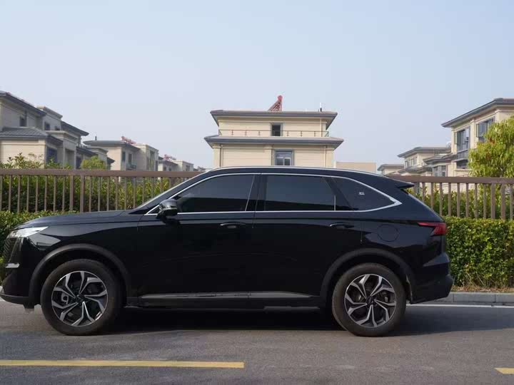 Haval Ruge Max 2023 2023款 1.5L Hi4 105 四驱智能旗舰版