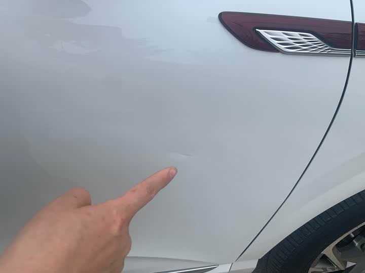 Hongqi HS3 2023 2023款 2.0T 四驱有为版