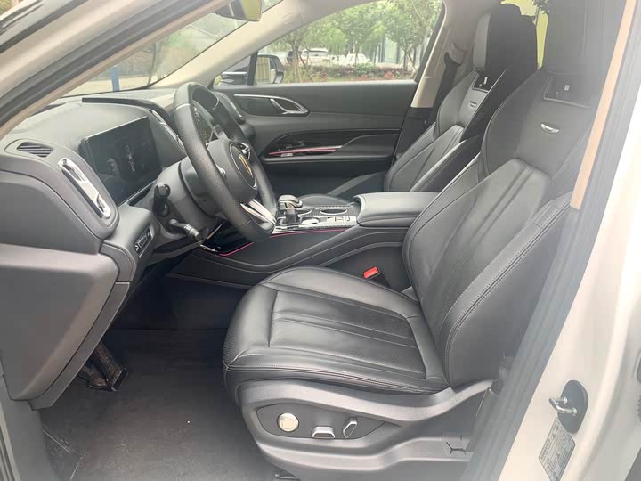 Hongqi HS3 2023 2023款 2.0T 四驱有为版