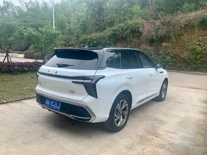 Hongqi HS3 2023 2023款 2.0T 四驱有为版